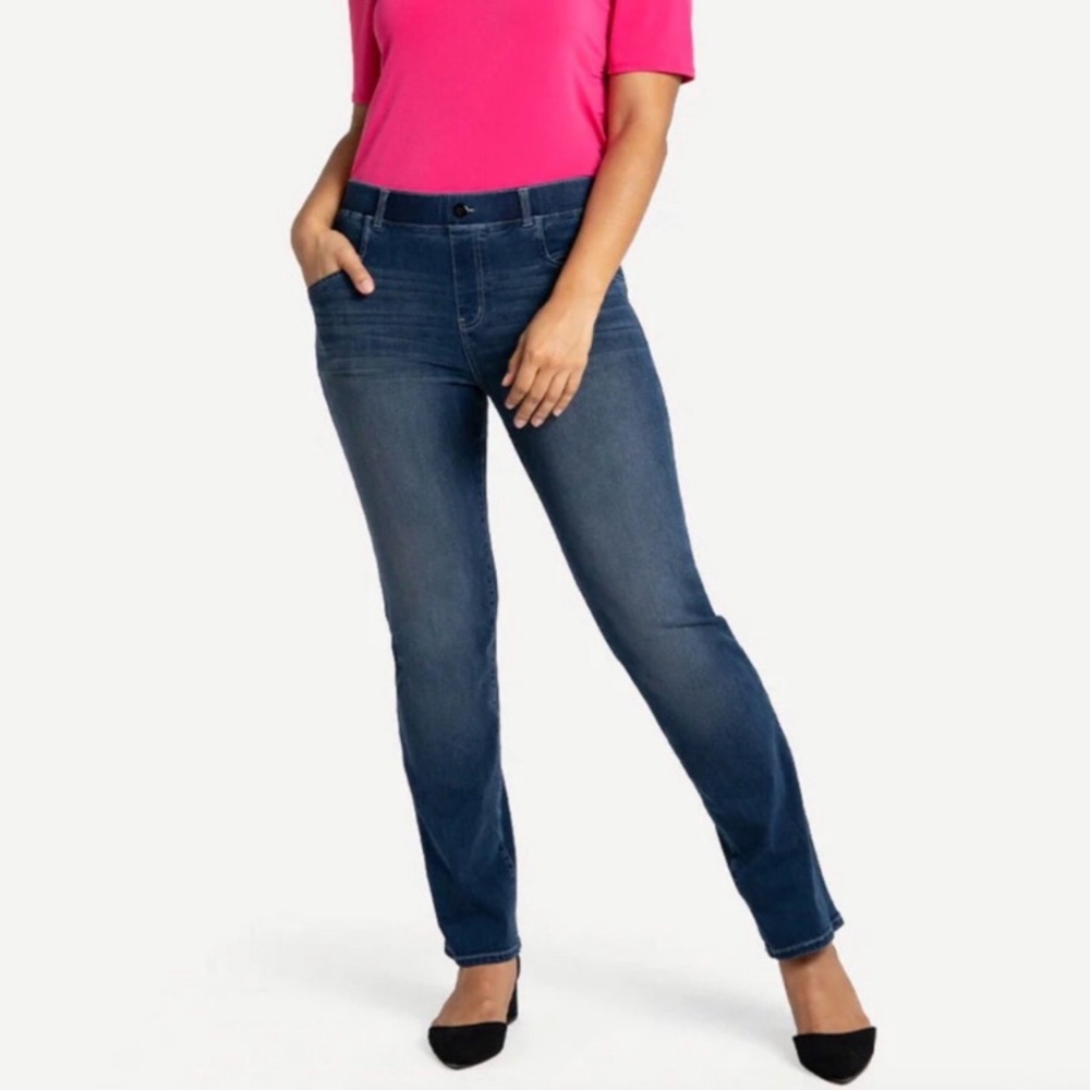 Betabrand Straight Leg Seven Pocket Yoga Denim in Dark Vintage Blue